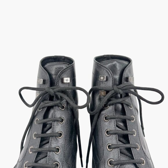 Chanel Black Glitter Leather CC Cap Toe Combat Boots Size 39 US 8–8.5 Women's - Picture 4 of 15
